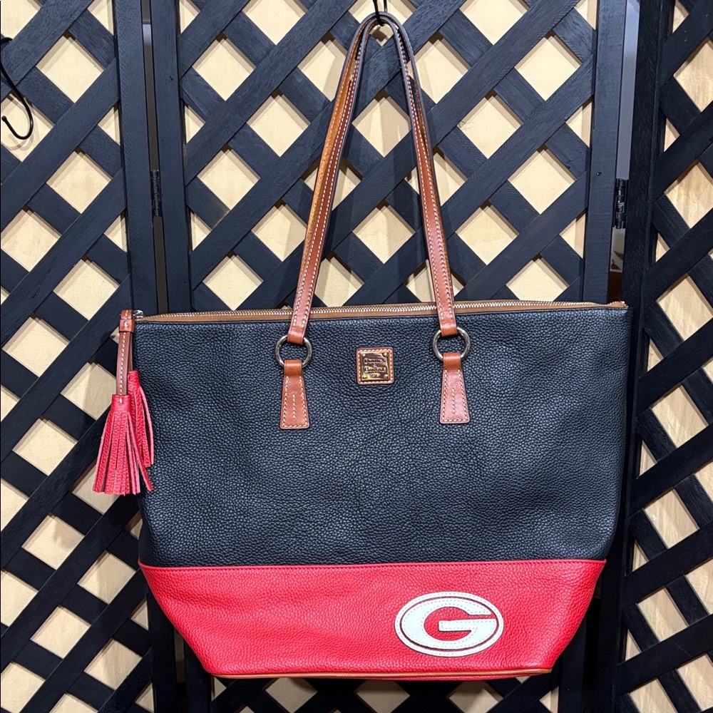 Dooney & Bourke Novelty UGA Bulldogs Extra Large Tote Weekender NWOT